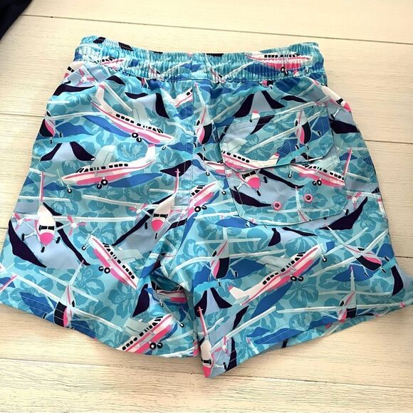 Vineyard Vines Boys Chappy Airplane Print Swim Trunks With Stretch in Jake Blue - Picture 6 of 12